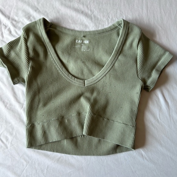 Garage seamless plunge tee - Picture 1 of 3